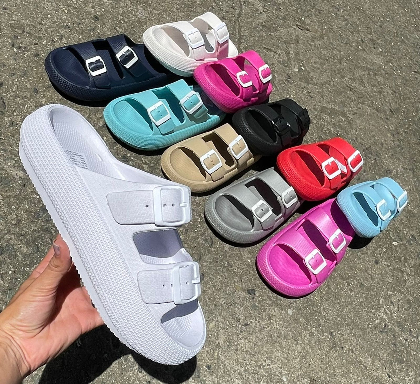 Chanclas Nube: Ligereza, Suavidad y Alivio en Cada Paso