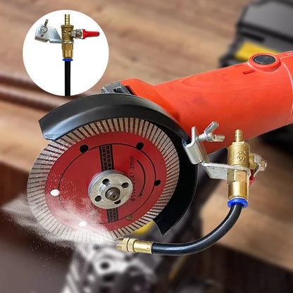 Pulveriza el polvo cancerígeno y enfria la hoja de corte con este rociador de aluminio.  ¡Protege tus pulmones y tus herramientas! 🛠️🫁